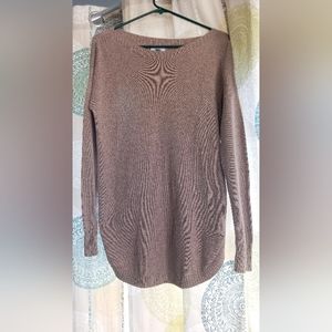 Old Navy mauve colored sweater
